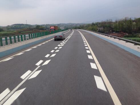 西安道路劃線施工 西安道路劃線施工