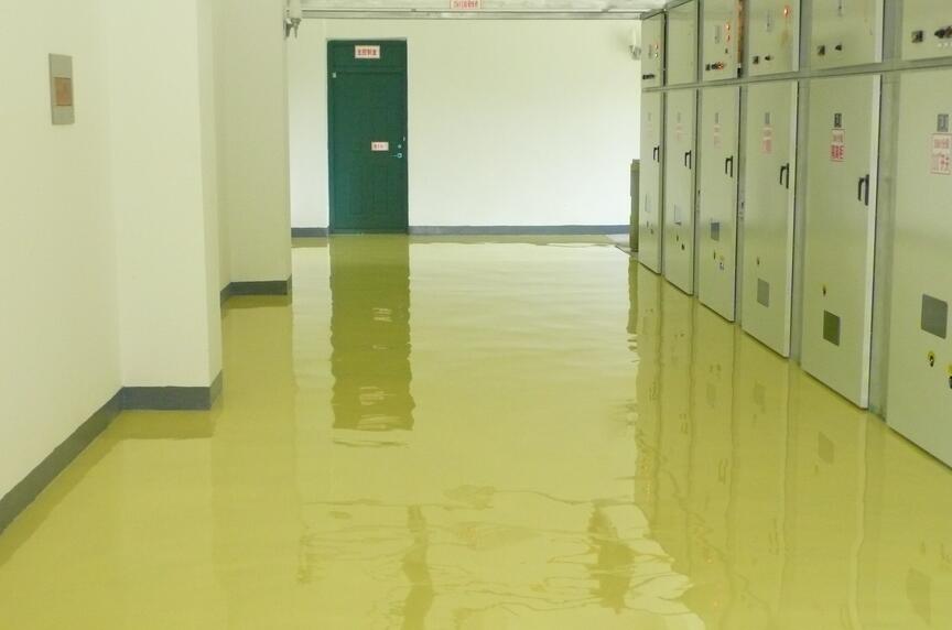 西安停車場(chǎng)設(shè)備地面涂漆